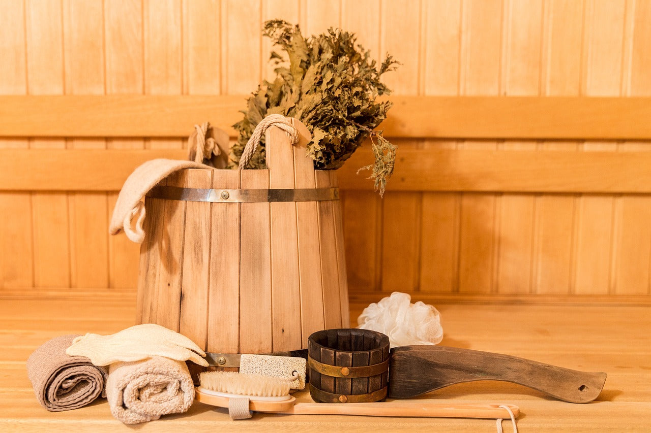 Sauna Zubehör, Bürste, Handtücher, Aufgusseimer, Sauna - Aufguss
