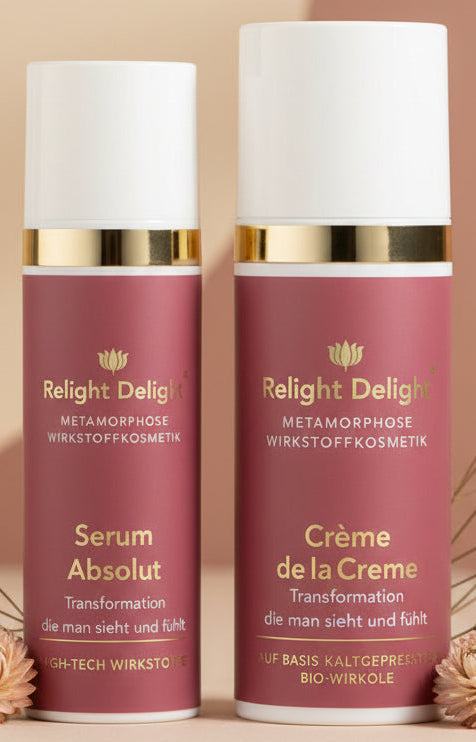 Metamorphose - AgeLess Skin Duo  - Relight Delight, zwei Kosmetikflaschen mit Goldrand und gut sichtbarm Etikett. Weiße Deckel
