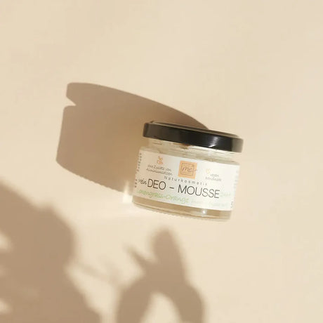 „Veganes Deo‑Mousse mit frischem Lemongrass‑Orange Duft“