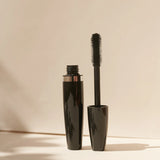Luxury Bio Mascara ohne Titandioxid von Thats me Organic – schwarzes Mascara‑Design für Mega Volumen