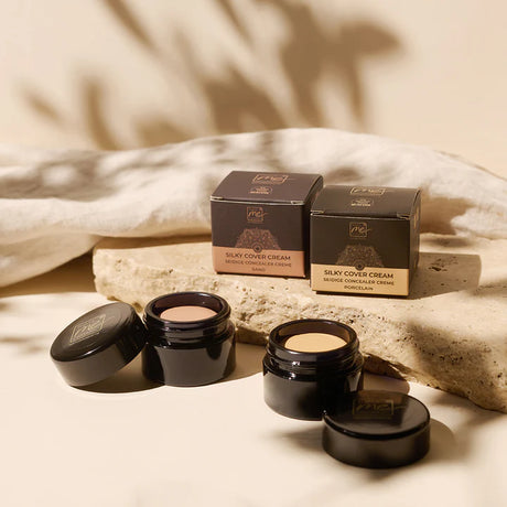 Silky Cover Cream Porcelain & Sand – beide Farbtöne für unterschiedliche Hauttypen
