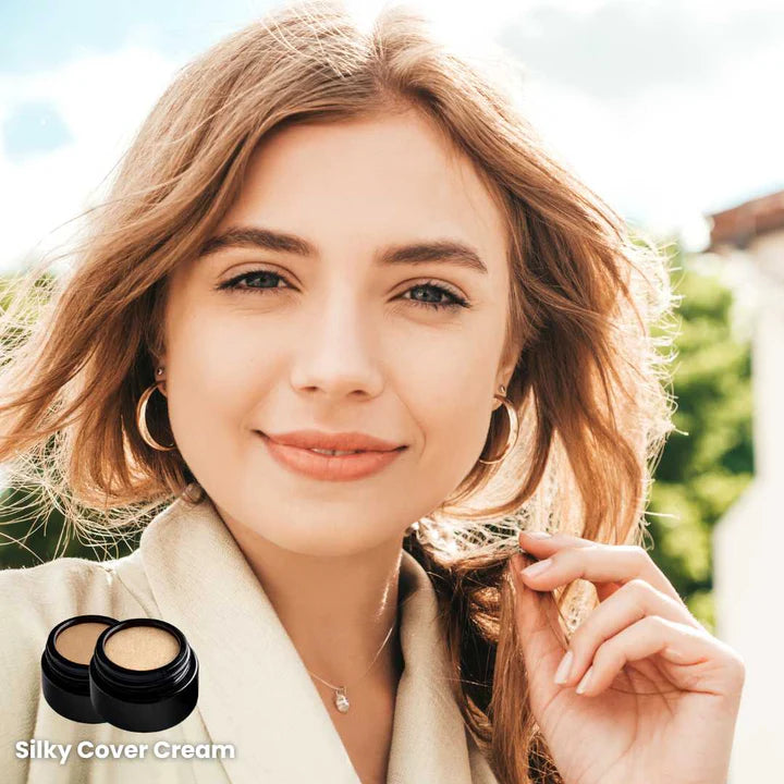 Silky Cover Cream Porcelain & Sand – zwei natürliche Farbtöne für unterschiedliche Hauttypen