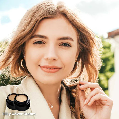 Silky Cover Cream Porcelain & Sand – zwei natürliche Farbtöne für unterschiedliche Hauttypen