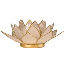 Lade das Bild in den Galerie-Viewer, Lotus Teelichthalter Verschiedene Varianten
