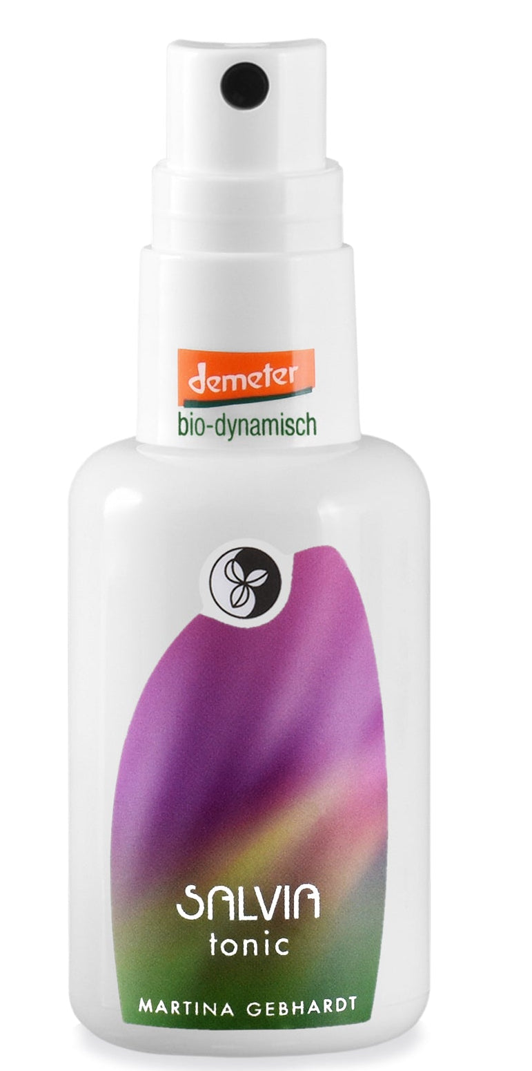 „SALVIA Tonic von Martina Gebhardt – veganes, klärendes Demeter‑Gesichtswasser in weißer Flasche mit grün/lila Etikett“