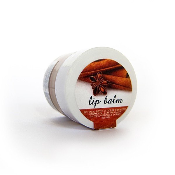 Balsam zur Vergrößerung des Lippenvolumens mit Zimt